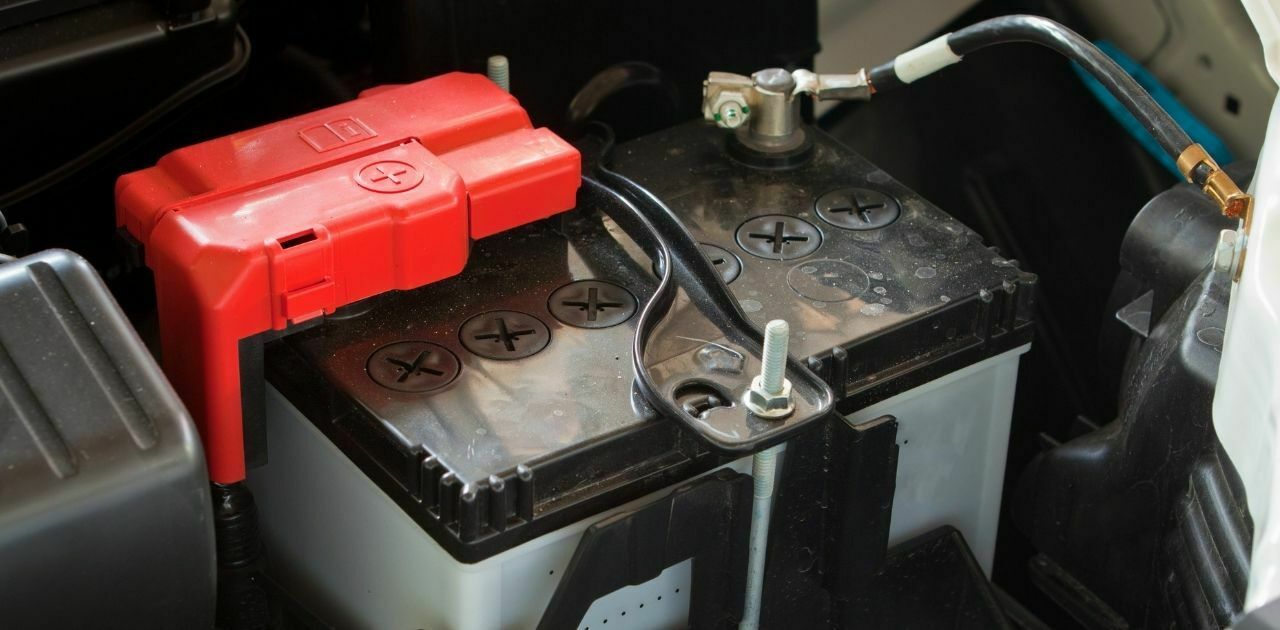 Hoe Lang Kan een Auto Accu Mee Hoe Lang Kan een Auto Accu Mee