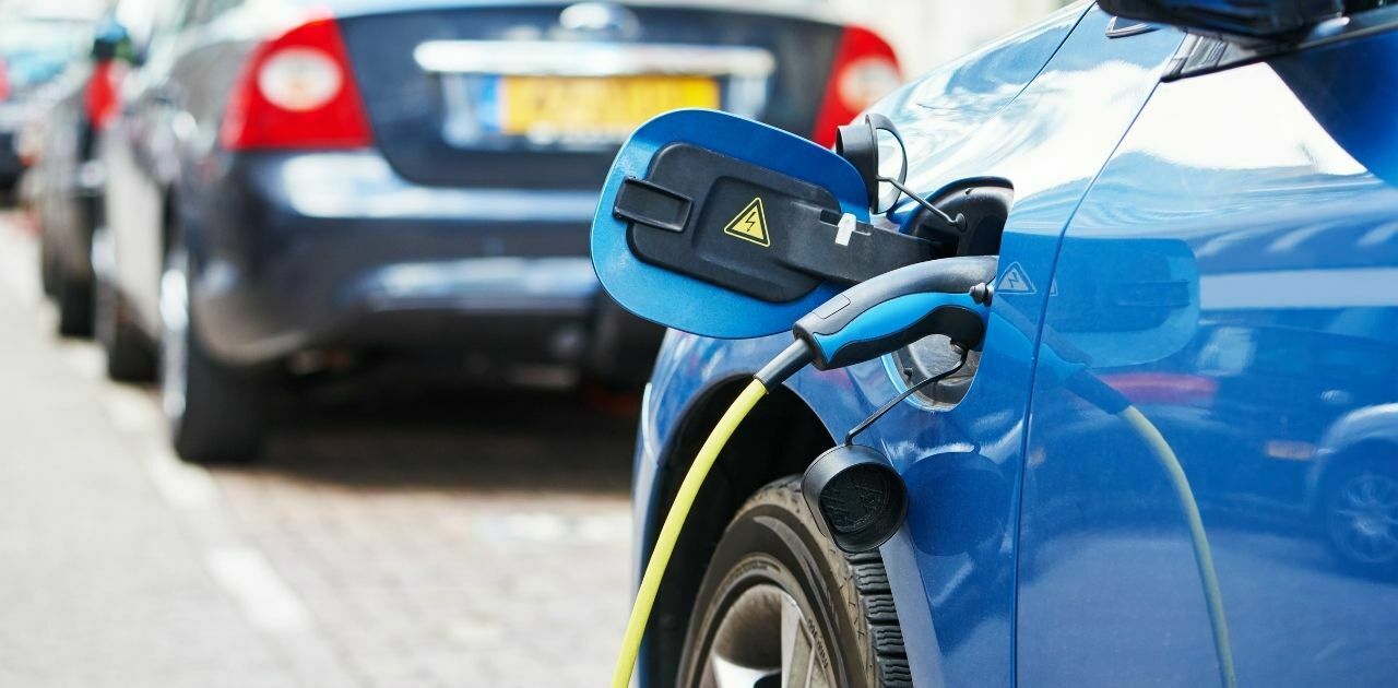 Je bekijkt nu Hoelang Kan je Rijden Met een Elektrische Auto