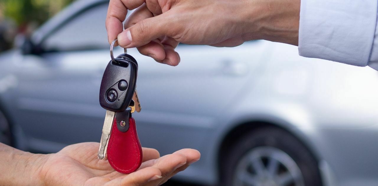 Lees meer over het artikel Wat Heb je Nodig om Auto Over Te Schrijven
